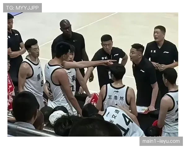 广州徐昕租借后数据暴涨 场均10.8分8篮板成最佳进步候选
